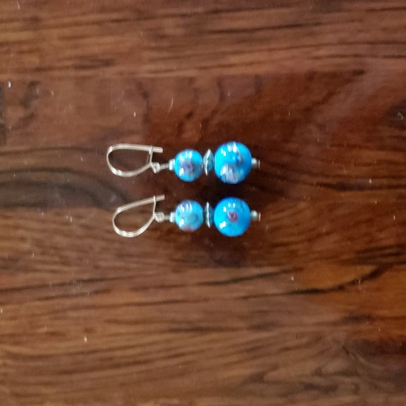 Vintage Blue Floral Wire Earrings - Picture 2 of 4